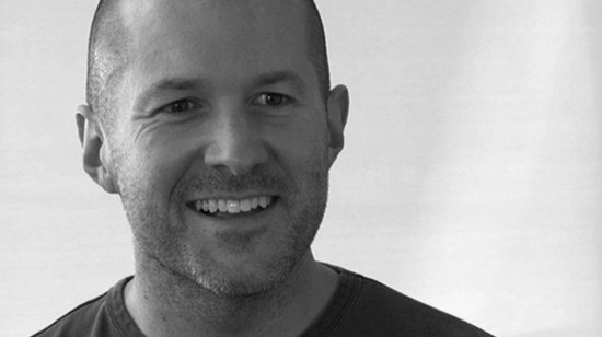 Le sourire de Jony Ive - © DR