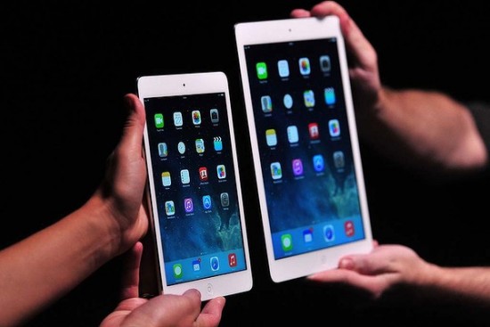 gal-land-Apple-ipad-air-ipad-mini-776940831-600x400