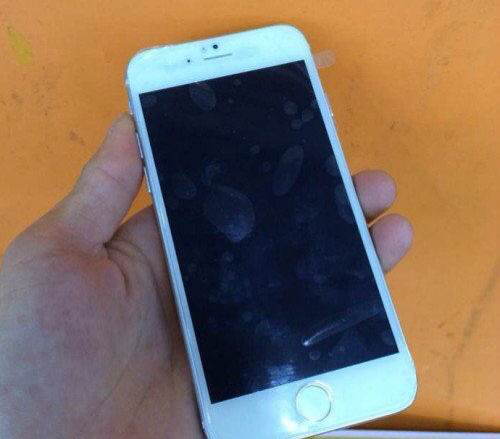 silver-iphone-6-mockup-1