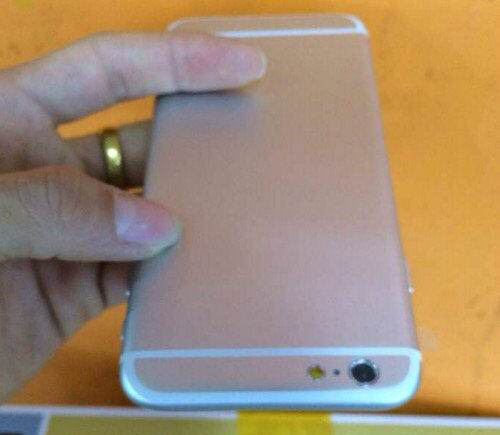 silver-iphone-6-mockup-5