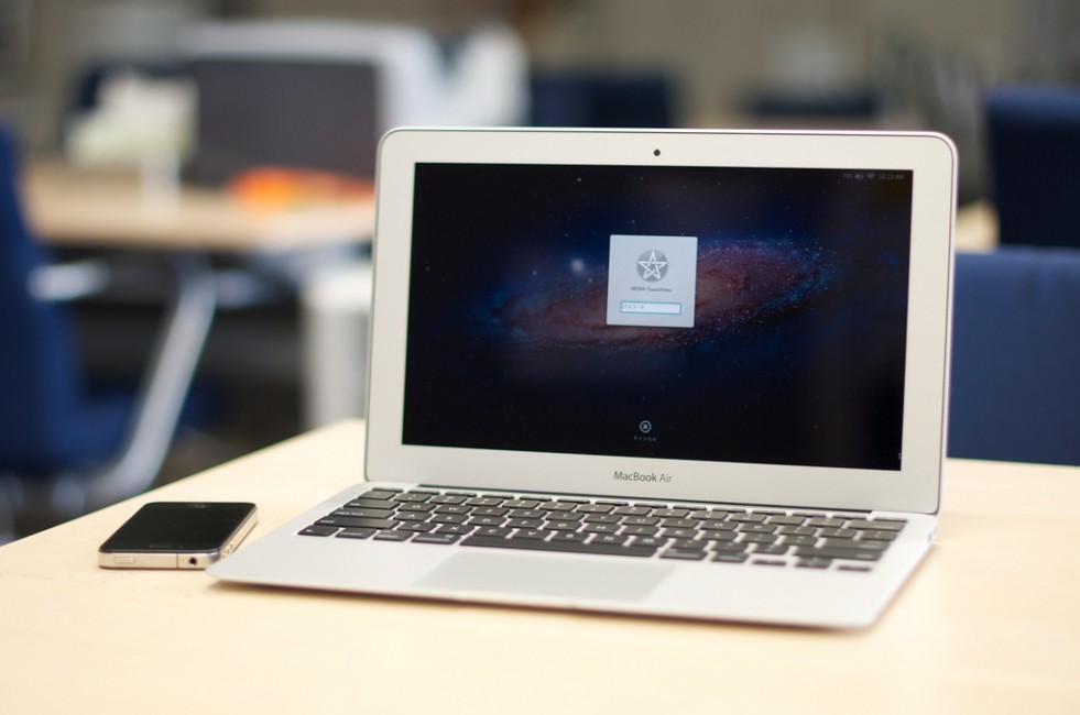 apple-macbook-air-11-inch_1