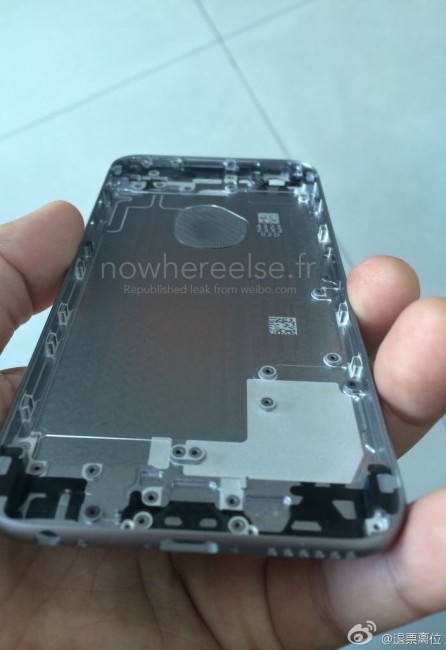 iPhone-6-Battery-Door-03