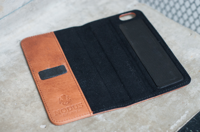 nodus_the_access_case_tested_by_belgium_iphone-2
