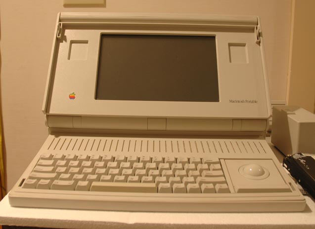 mac-portable-front-open