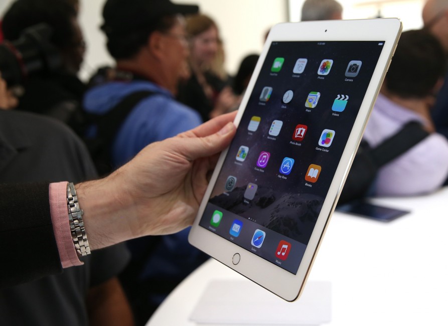 Apple Unveils New iPad Models