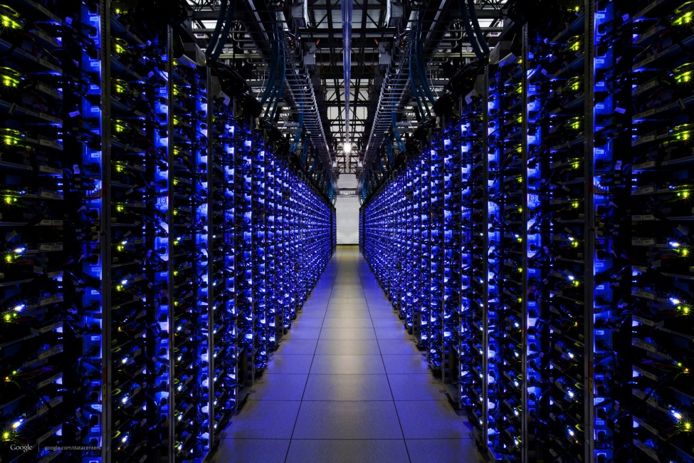 data_center_une