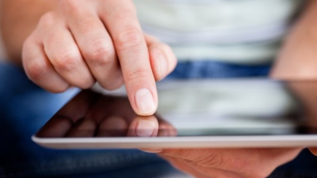 ipad hands