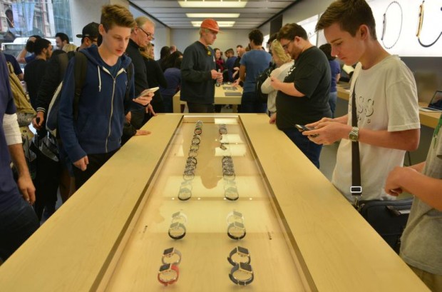 apple_watch_launch_11