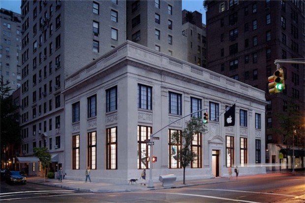 Apple-Store-Upper-East-Side-NYC-2