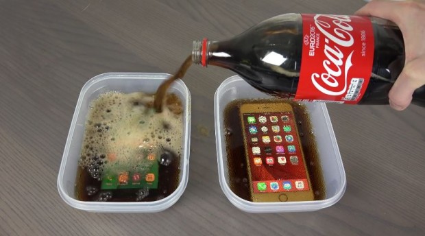 iphone_galaxys7_coca