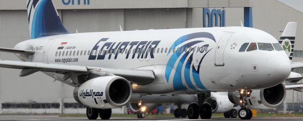 L'avion reliait Paris au Caire.
