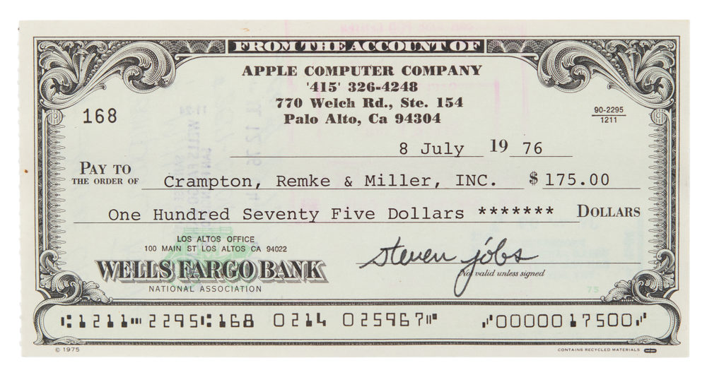 Chèque de 175$ signé par la main de Steve Jobs